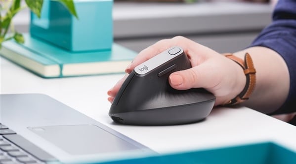 The vertical mouse: What’s the point of adopting this equipment on a daily basis?